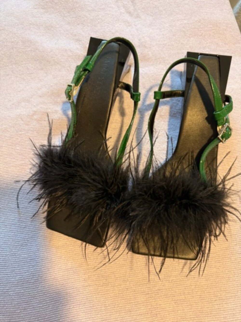 Jeffrey Campbell Green Patent Feather Geometric Heel Sandals Size Approx. 8 - Picture 9 of 12